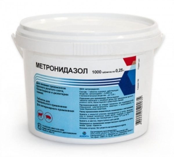  Metronidazol en una lata de 1000 comprimidos.