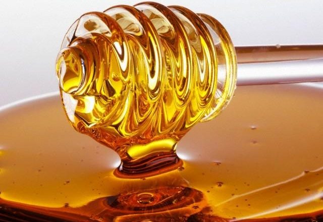  πώς να κάνετε σπιτικές μάσκες μαλλιών με μέλι