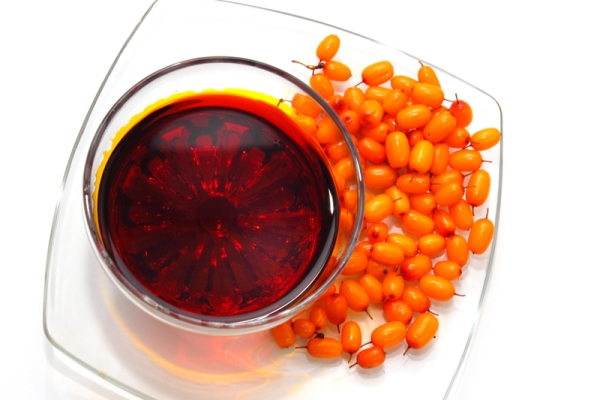  Το πετρέλαιο θαλάσσιων πορτοκαλιών προωθεί την επούλωση των εγκαυμάτων και των πυώδους πληγών, χρησιμοποιείται για την αποκατάσταση της όρασης, σε περίπτωση κακοήθων όγκων των γυναικείων γεννητικών οργάνων