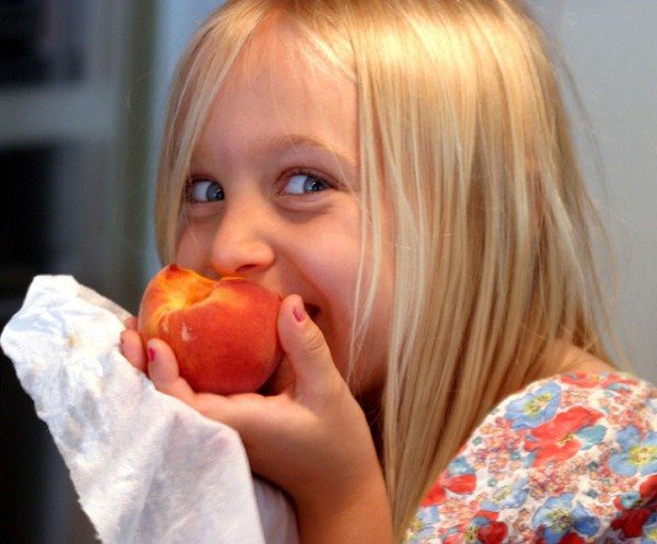  Pfirsiche eignen sich gut für kranke Kinder, die sich oft erkälten