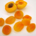  Apricot kering - bahagian kering aprikot pitted