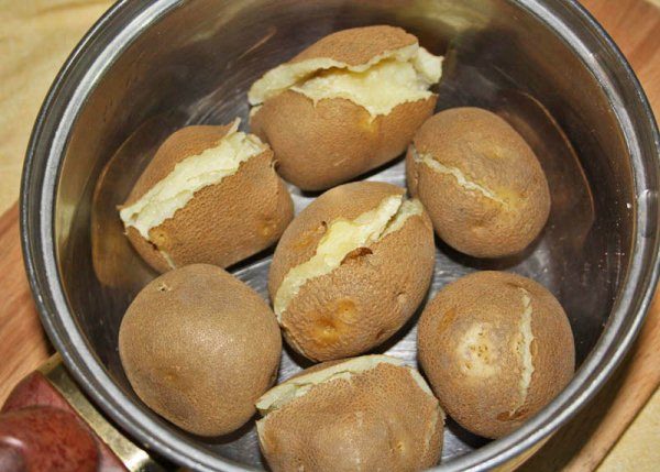  Qiwi-Sorte mit gekochten Kartoffeln