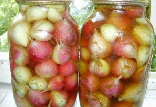  Pickled onions